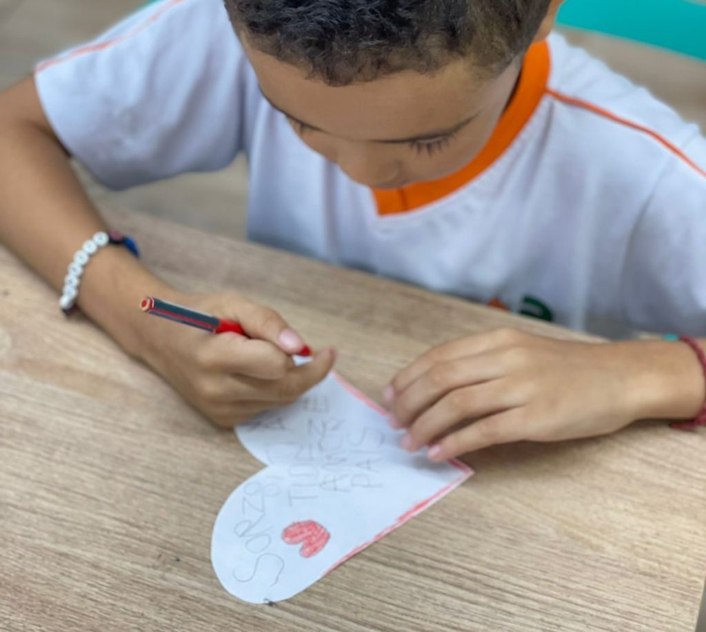 Alfabetização discursiva: aprender a ler e escrever com&nbsp;sentido